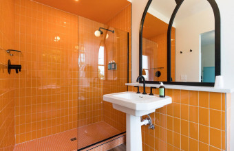 1-3bathroom