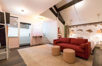 2-Tlivingroom