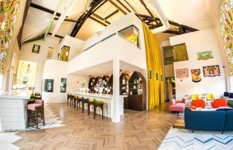 360-shot-of-the-lobby